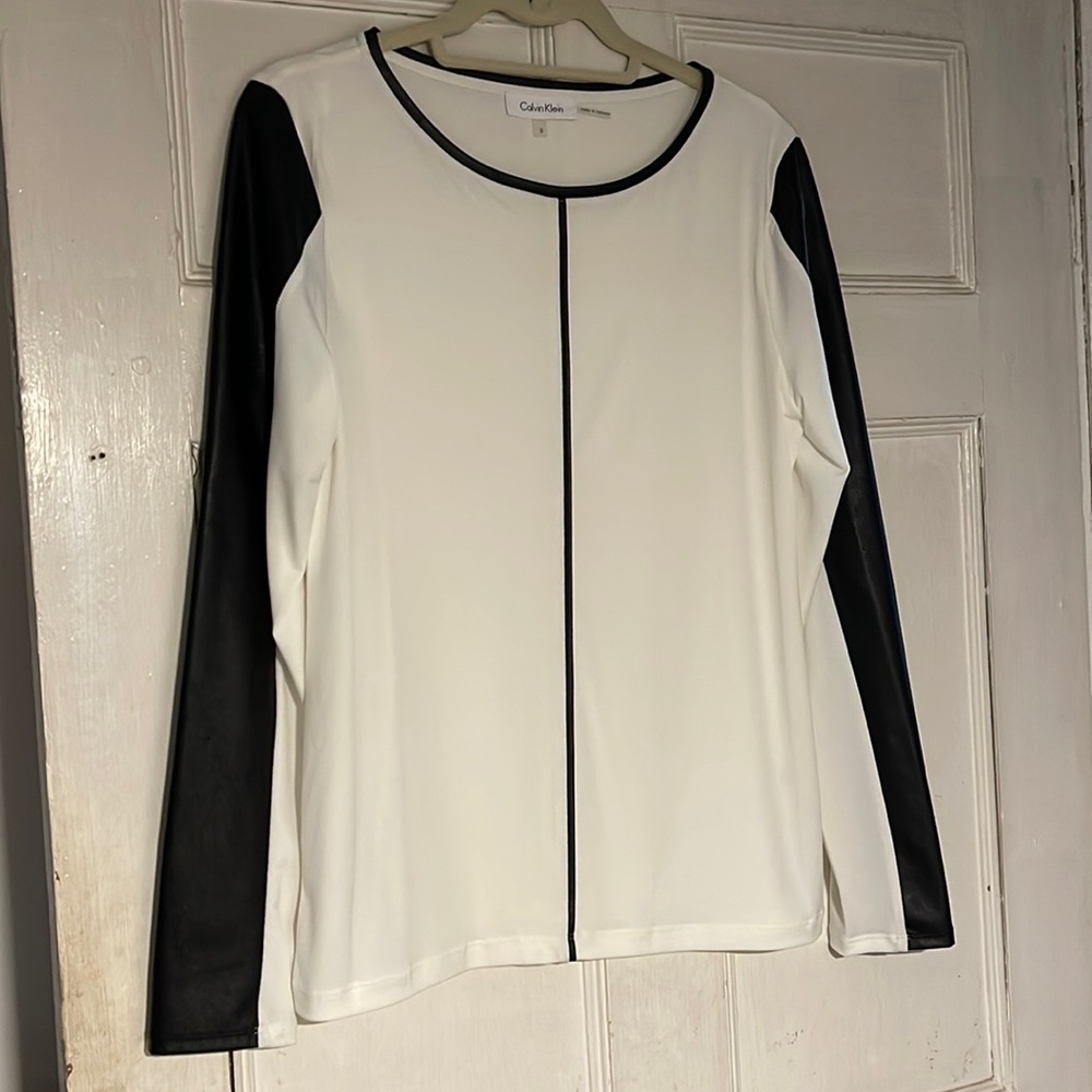 Calvin Klein faux leather long sleeve top size Small NWOT
